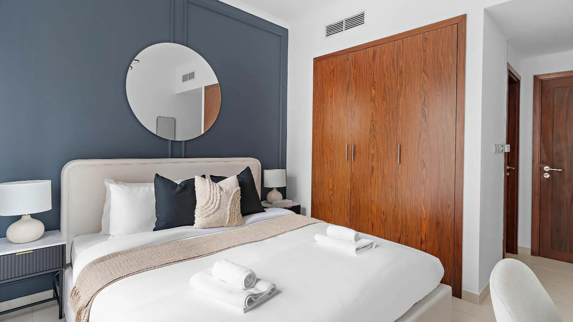 Silkhaus Residences Towers 3Br Near Burj Khalifa Dubai