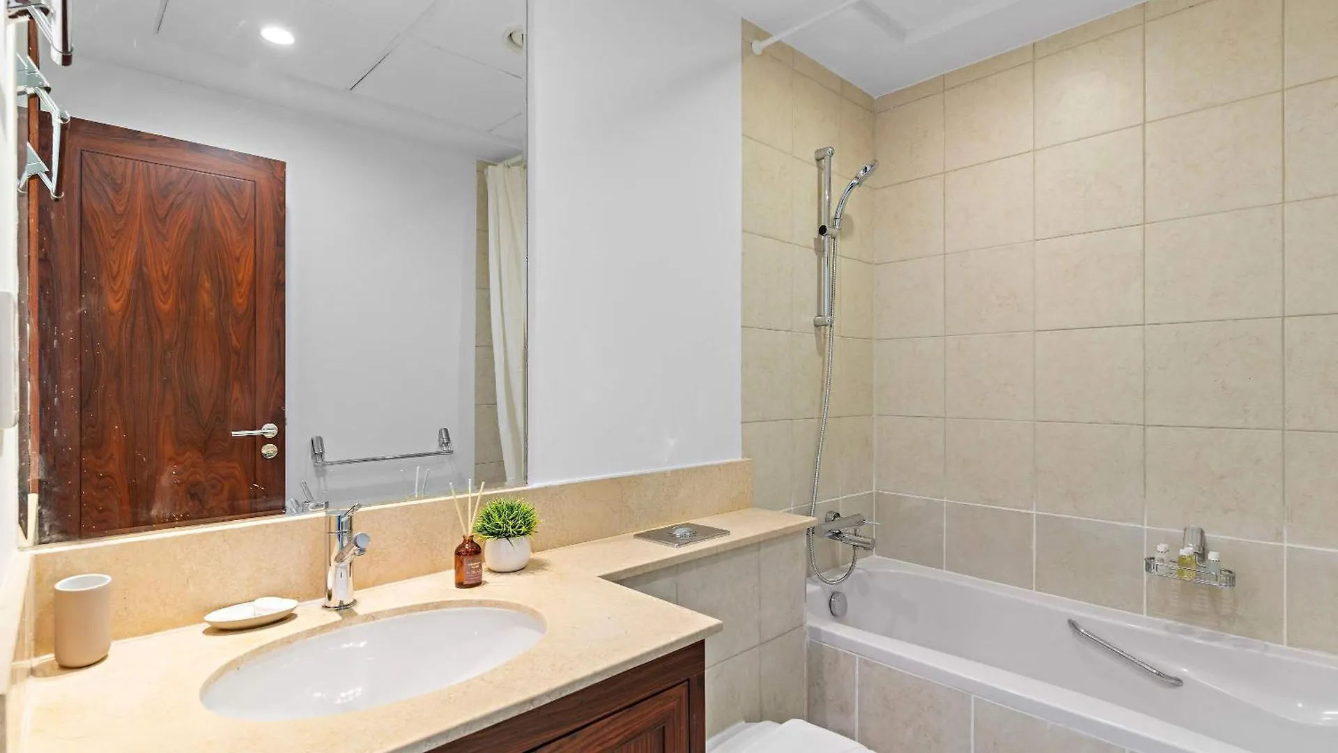 Silkhaus Residences Towers 3Br Near Burj Khalifa Dubai 0*,